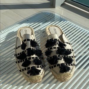 Soludos fringe mule size 8